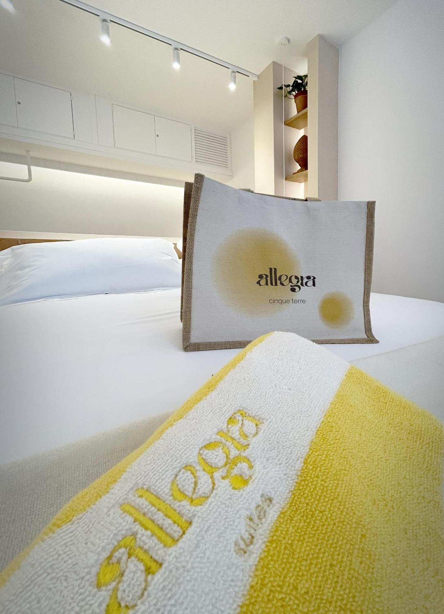 Allegra Suites モンテロッソ・アル・マーレ エクステリア 写真
